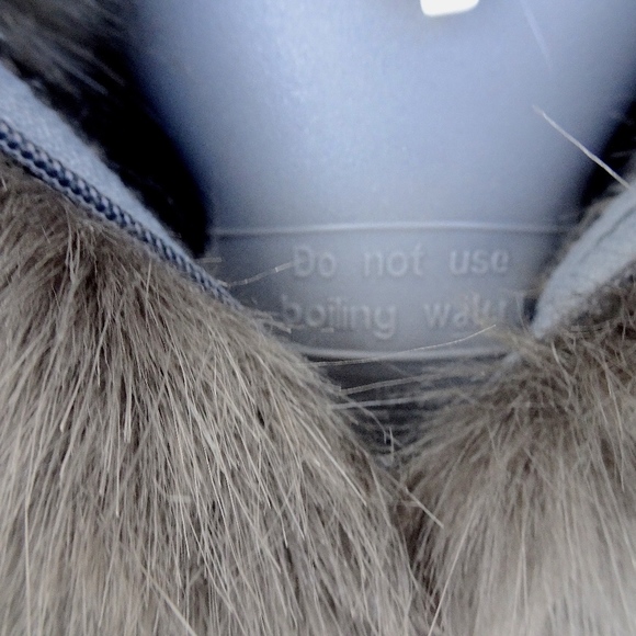 NEW Helen Moore Cozy Gray Faux Fur Fuzzy Hot Water Bottle Made in England - Picture 3 of 6